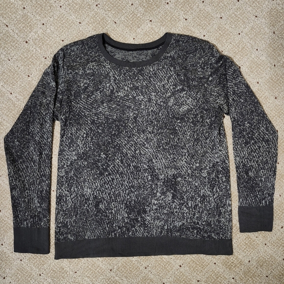 Lululemon Swiftly Breathe Long Sleeve Floral Fauna Black / Rhino Grey Size 12 - Picture 3 of 9
